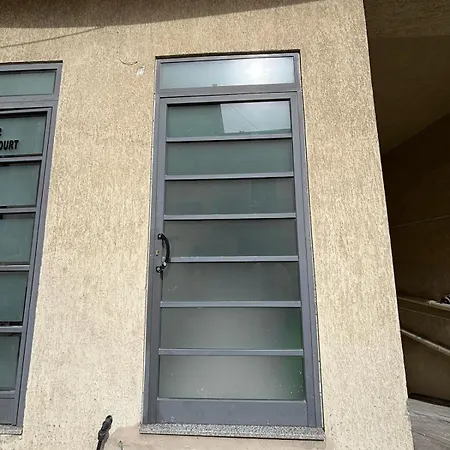 Private And Cozy Full Msierah