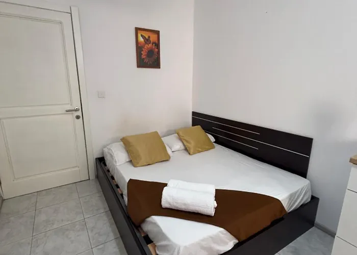 Private And Cozy Full Apartment