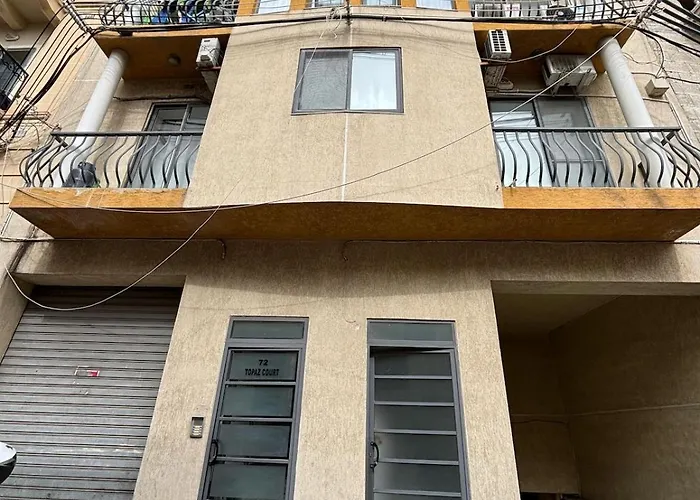 Private And Cozy Full Msierah